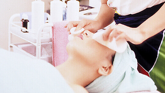 Body and Facial Esthetic Treatment Salon