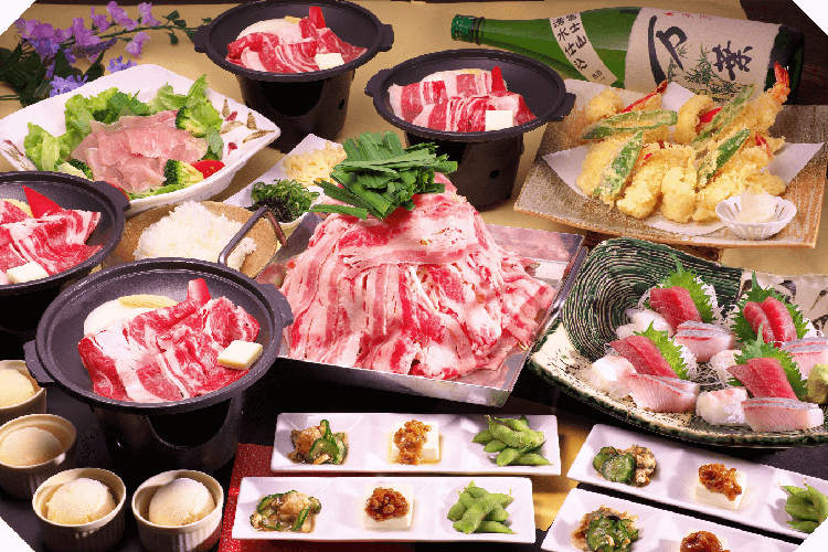 天然温泉と宴会がセットになった贅沢な雅プラン。全プラン飲み放題付きです。